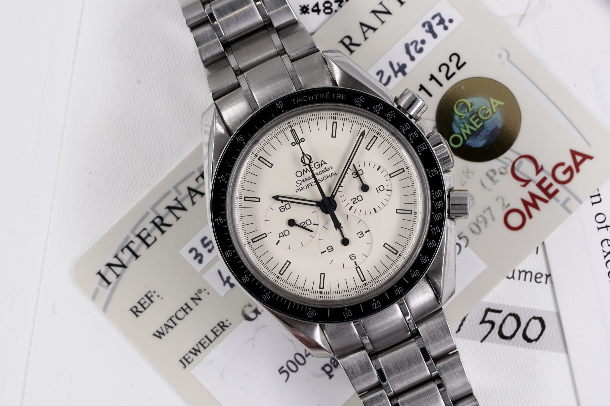 Omega Speedmaster Moonwatch Albino 3593.20.00 Italy Full Set Omega Speedmaster Moonwatch Albino 3593.20.00 Italy Full Set