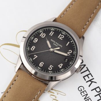 Patek Philippe Calatrava 5226G NEW